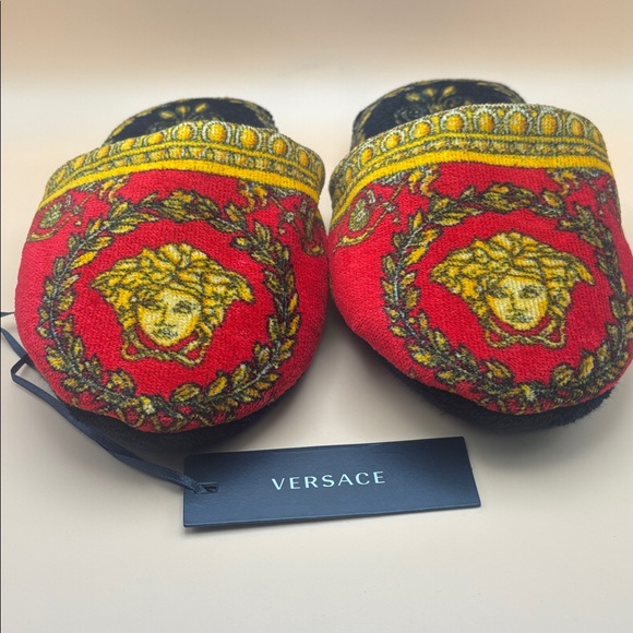 Versace Shoes - Versace Baroque Slippers in red with the signature Medusa head motif NWT, sm